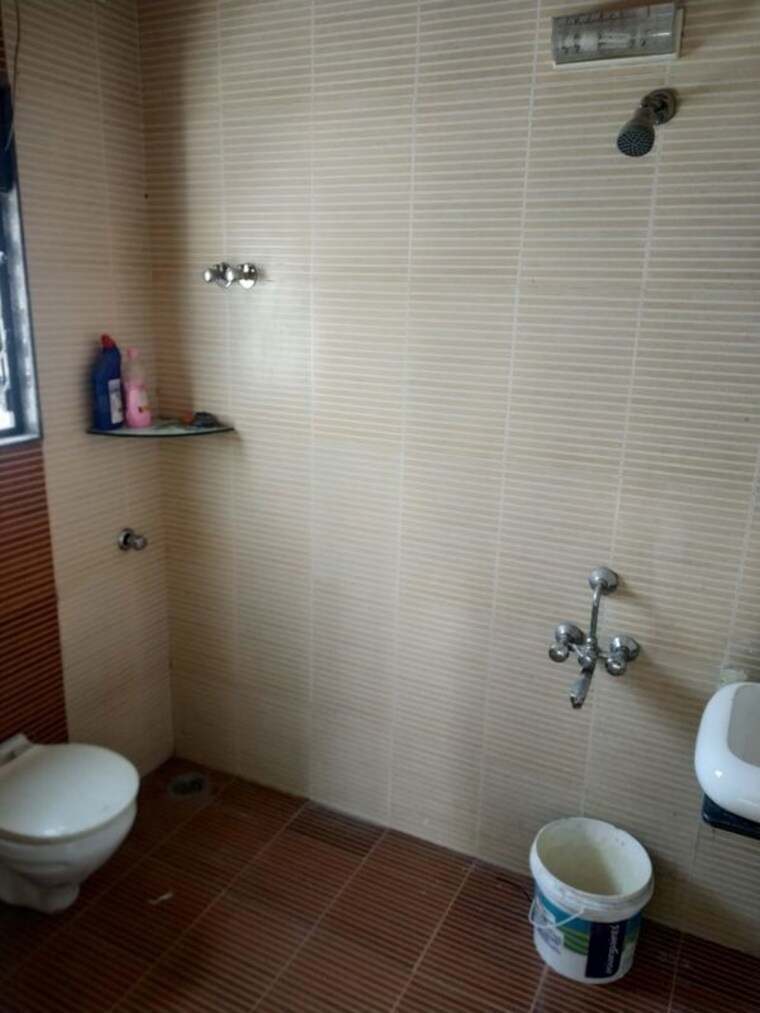 Bathroom, bhakti-plaza Commercial Office Space 400 Sq.Ft. In Aundh Pune 10509723