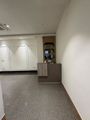 Room in  Office Space at Naraina Industrial Area Phase 1 – for Rent