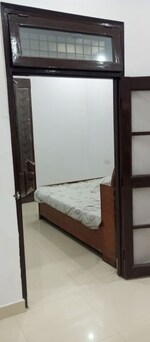 2 BHK + Servant Room 1400 Sq.Ft. Builder Floor in NGK Kahlon Emporium