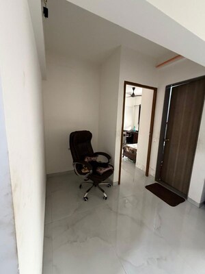 Team Area in 1 BHK Apartment at Sayba Orchid, Kurla East – for Rent