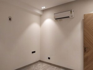 Room in 4 BHK Builder Floor at MM Residency Gurgaon, Sector 7 – for Sale