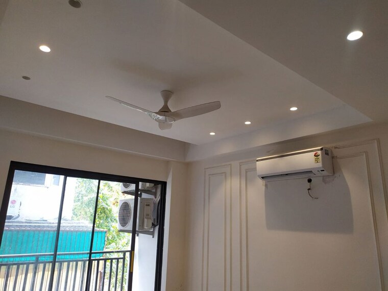 Team Area, mm-residency-gurgaon 4 Bedroom 300 Sq.Yd. Builder Floor In Sector 7 Gurgaon 10509876