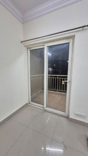 Room in 3 BHK Apartment at Paramount Emotions, Sector 1 Greater Noida – for Sale