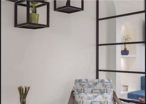 Room in  Office Space at Sun Westbank, Navrangpura – for Rent