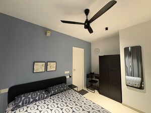 Team Area in 1 BHK Apartment at Hiranandani Estate Solitaire C, Ghodbunder Road – for Rent