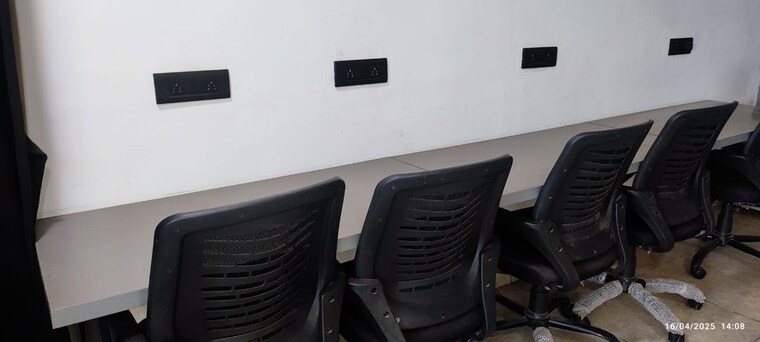 Team Area, thaltej Commercial Office Space 795 Sq.Ft. In Thaltej Ahmedabad 10509945