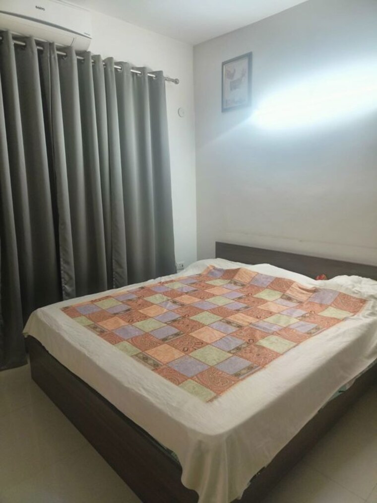 Bedroom, emaar-emerald-floors-premier 3 Bedroom 1700 Sq.Ft. Builder Floor In Sector 65 Gurgaon 10509959