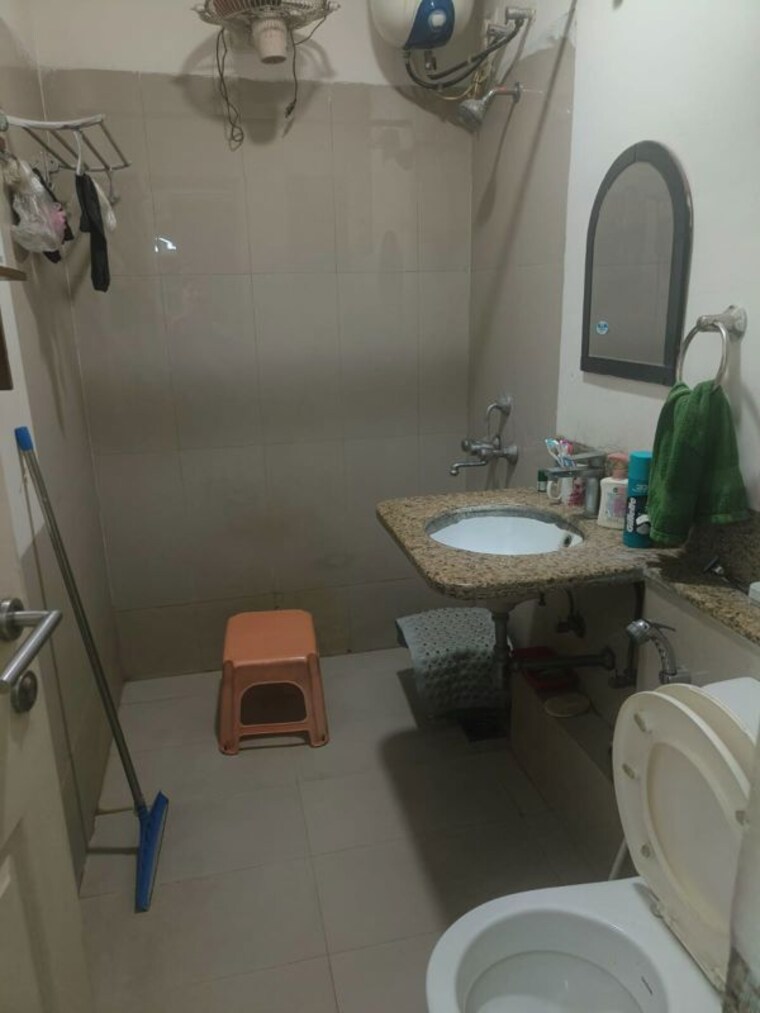 Team Area, emaar-emerald-floors-premier 3 Bedroom 1700 Sq.Ft. Builder Floor In Sector 65 Gurgaon 10509959