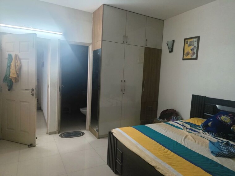 Bedroom, emaar-emerald-floors-premier 3 Bedroom 1700 Sq.Ft. Builder Floor In Sector 65 Gurgaon 10509959