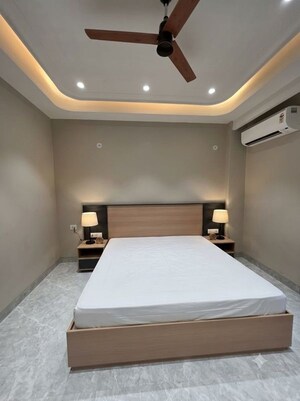 Furnished Amenities in 3 BHK Apartment at Ansal Sushant Estate, Sector 52 – for Rent