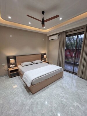 Bedroom in 3 BHK Apartment at Ansal Sushant Estate, Sector 52 – for Rent
