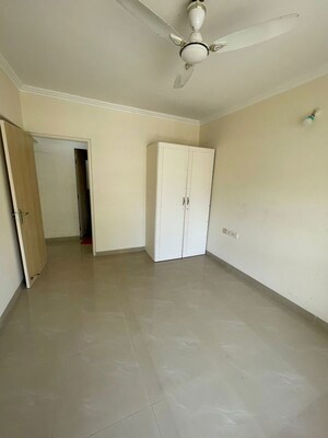 Room in 3 BHK Apartment at Nahar Amrit Shakti, Chandivali – for Sale