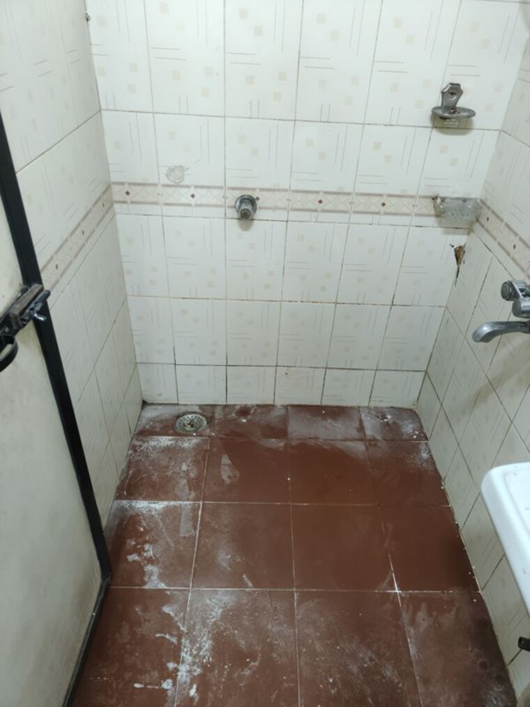 Bathroom, adarsh-chs-nerul 1 Bedroom 570 Sq.Ft. Apartment In Nerul Navi Mumbai 10509995