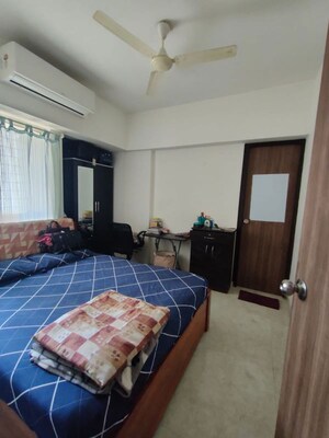 Bedroom in 1 BHK Apartment at Lodha Amara, Kolshet Road – for Rent