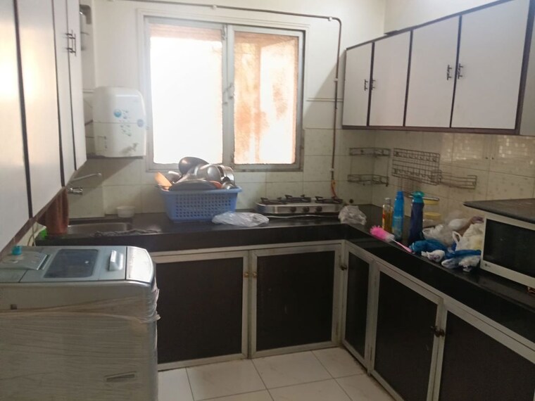 Kitchen, dn nagar 2 Bedroom 650 Sq.Ft. Apartment In Dn Nagar Mumbai 10509991