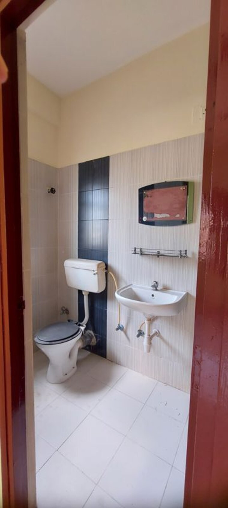 Bathroom, merlin-trinoyoni 3 Bedroom 1400 Sq.Ft. Apartment In Behala Kolkata 10498951