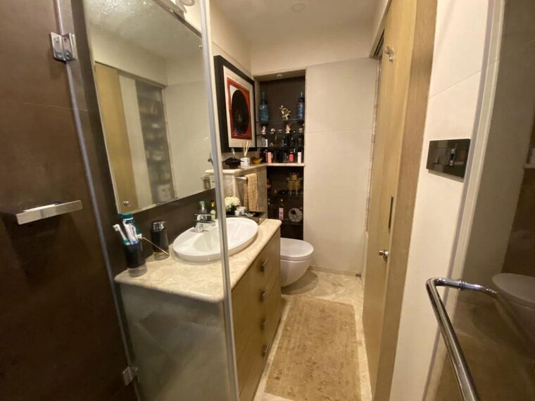 Bathroom, best-complex-andheri-west 2 Bedroom 800 Sq.Ft. Apartment In Andheri West Mumbai 10510027