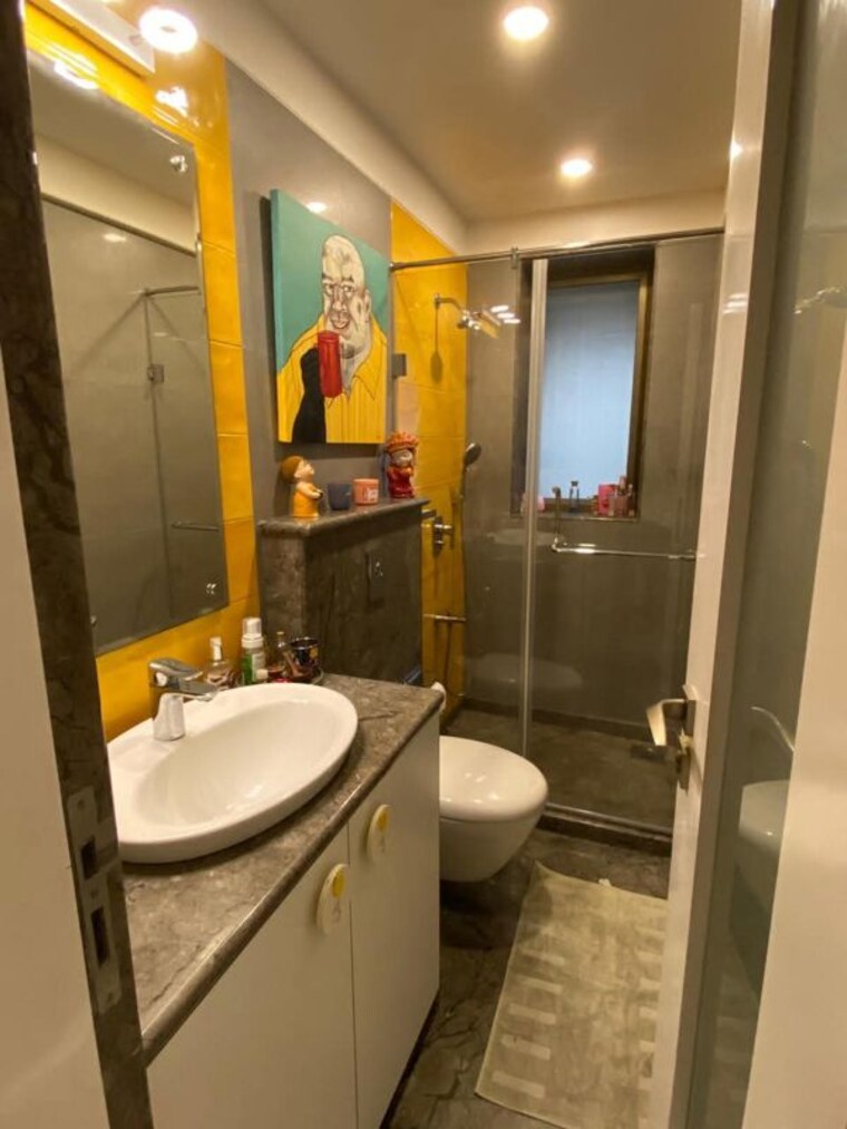 Bathroom, best-complex-andheri-west 2 Bedroom 800 Sq.Ft. Apartment In Andheri West Mumbai 10510027