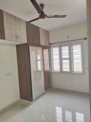 Room in 1 BHK Builder Floor at Yeshwanthpur – for Rent