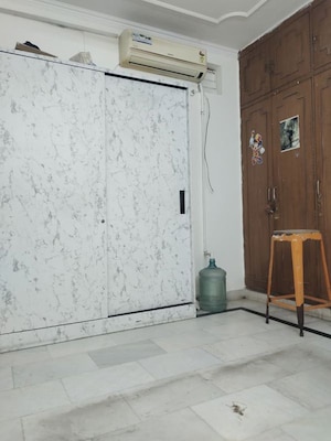 Building Lobby in 2 BHK Builder Floor at Lajpat Nagar 4 – for Rent