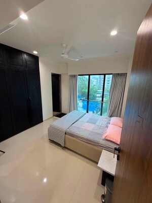 Bedroom in 2 BHK Apartment at Arihant CHS Khar West, Khar West – for Rent