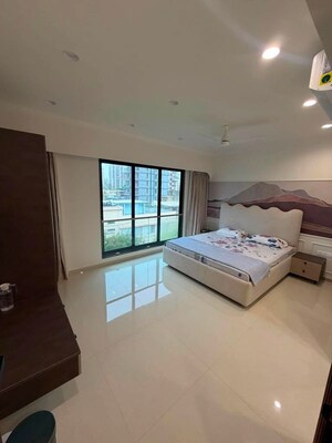 Bedroom in 2 BHK Apartment at Arihant CHS Khar West, Khar West – for Rent