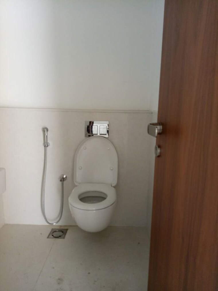 Bathroom, rustomjee-elita 3 Bedroom 2000 Sq.Ft. Apartment In Andheri West Mumbai 9191827