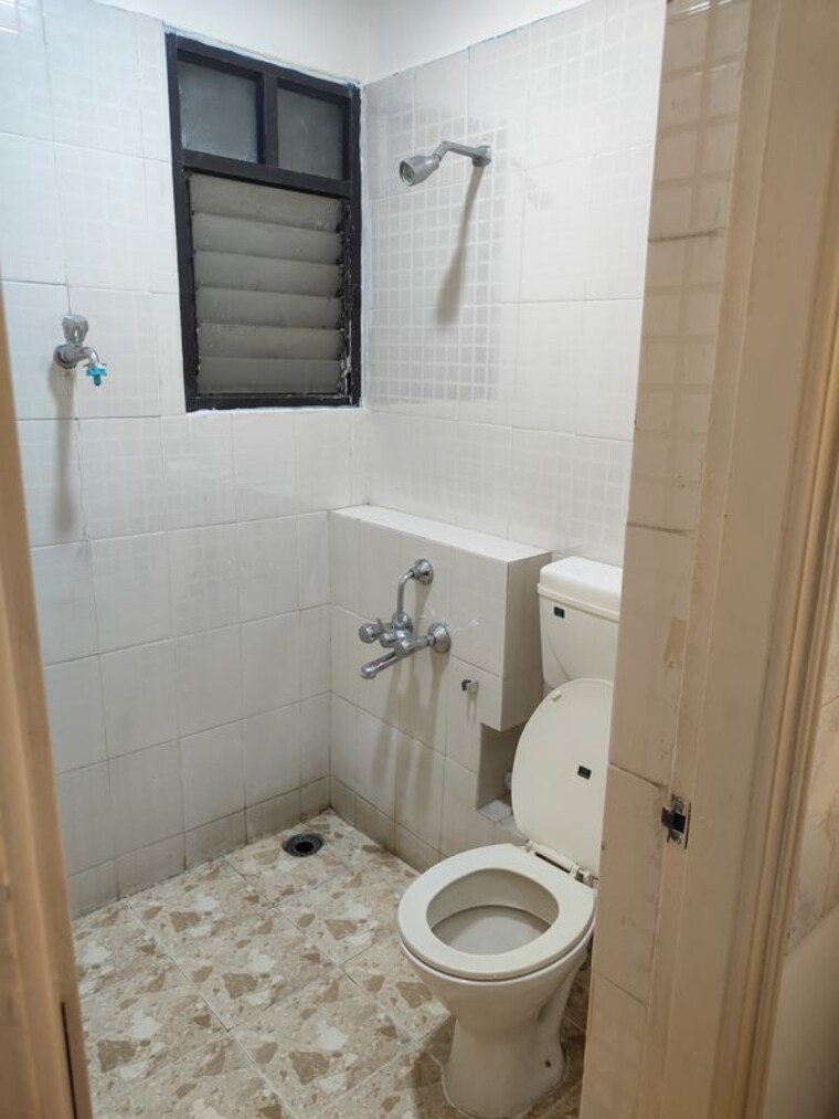 Bathroom, gopalan-royal-palms 2.5 Bedroom 1650 Sq.Ft. Apartment In Kaggadasapura Bangalore 10510047