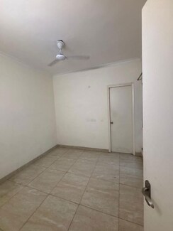 3 BHK Apartment For Rent in Gaur City 7th Avenue