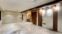 3 BHK + Prayer Room,Study Room,Basement Builder Floor For Rent in BPTP Amstoria