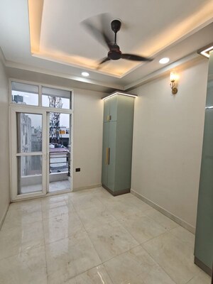 Room in 4 BHK Builder Floor at Indrapuram – for Sale