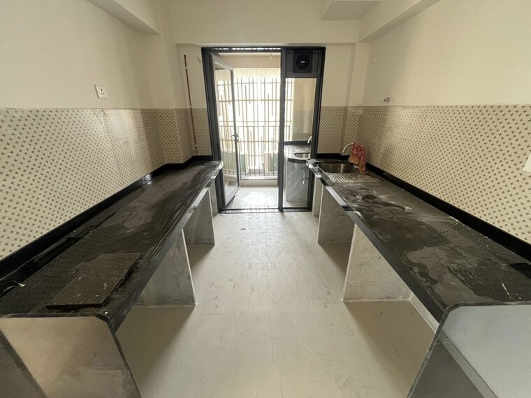 Kitchen, lodha-new-cuffe-parade 4 Bedroom 1309 Sq.Ft. Apartment In Wadala Mumbai 10510151
