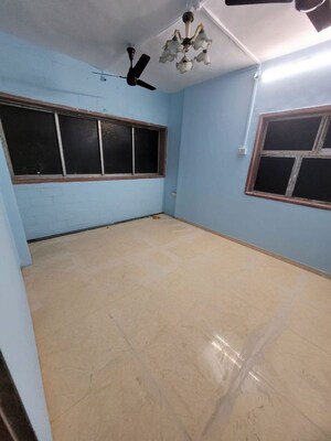 Room in 1 BHK Apartment at Pimpri Pada – for Rent