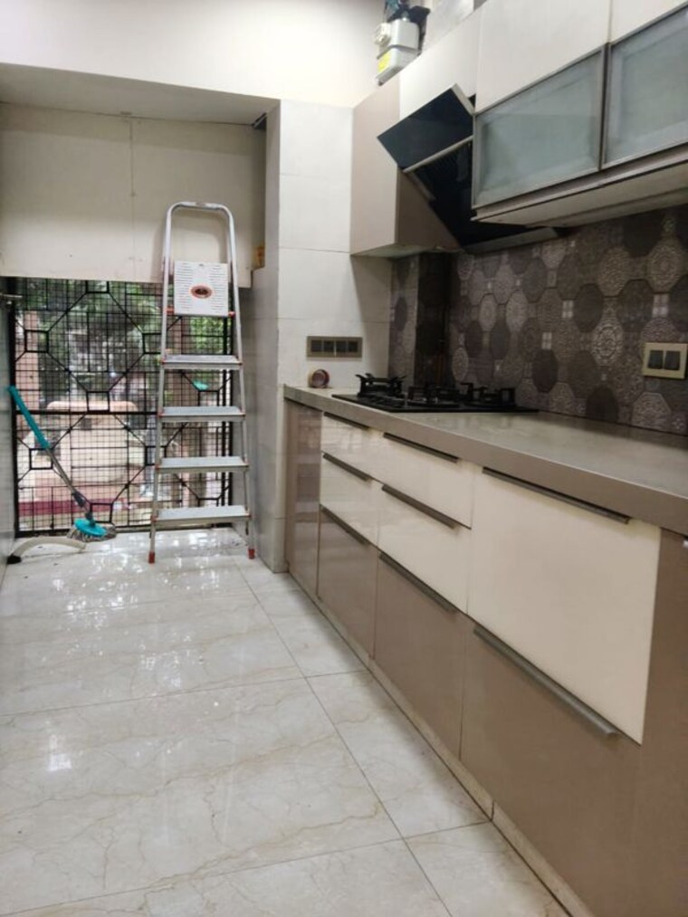 Balcony, vaibhav-paradise 1 Bedroom 470 Sq.Ft. Apartment In Santacruz East Mumbai 10510174