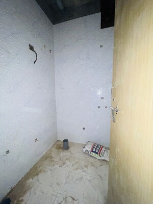  2 BHK Builder Floor at Sector 73 – for Sale