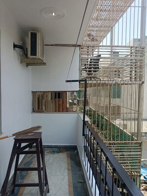 Balcony in 2 BHK Builder Floor at Sector 52 – for Rent