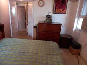 Room in 3.5 BHK Apartment at Mayur Vihar – for Sale
