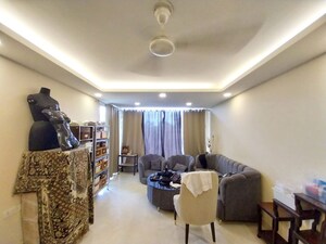 3 BHK Builder Floor For Rent in Sector 45