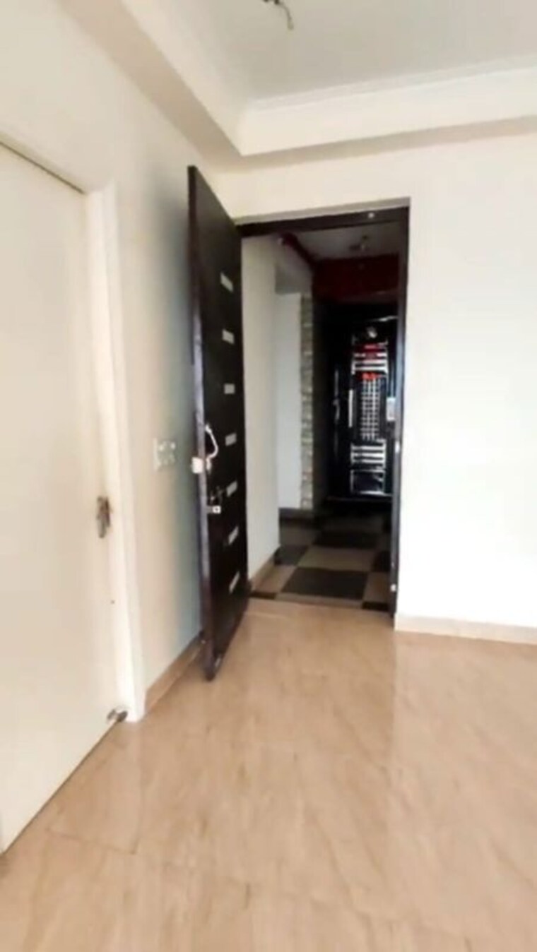 undefined, gaur-city-7th-avenue 3 Bedroom 1350 Sq.Ft. Apartment In Sector 4 Greater Noida Greater Noida 10510287