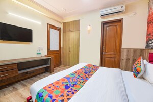 Bedroom in 3 BHK Builder Floor at Sector 46 – for Rent