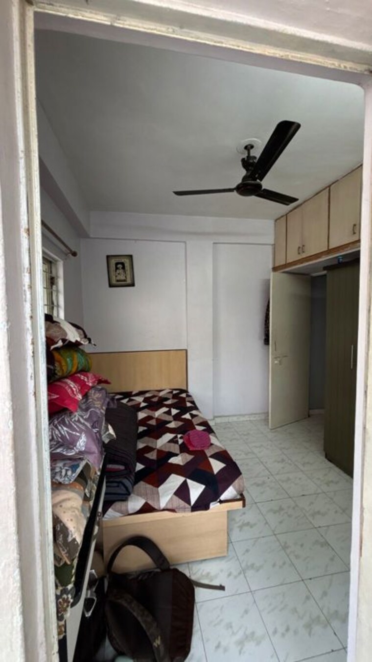 Team Area, satellite 1 Bedroom 550 Sq.Ft. Apartment In Satellite Ahmedabad 10510279