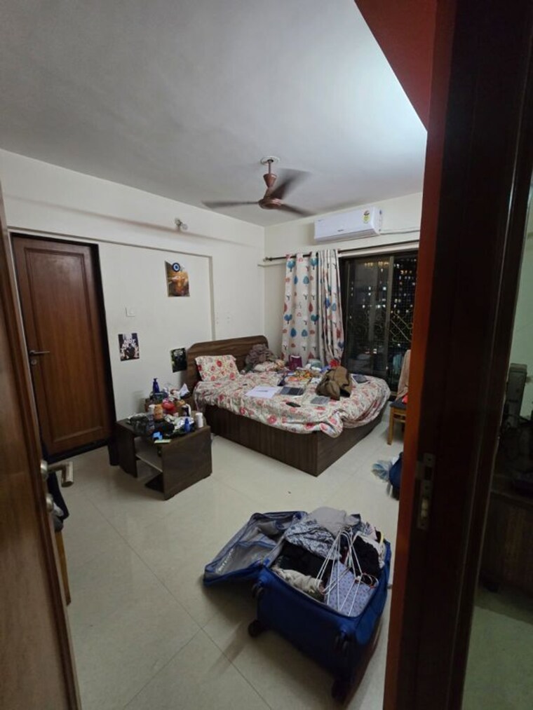 Living Room, g-p-solitaire 3 Bedroom 1400 Sq.Ft. Apartment In Santacruz East Mumbai 10510306