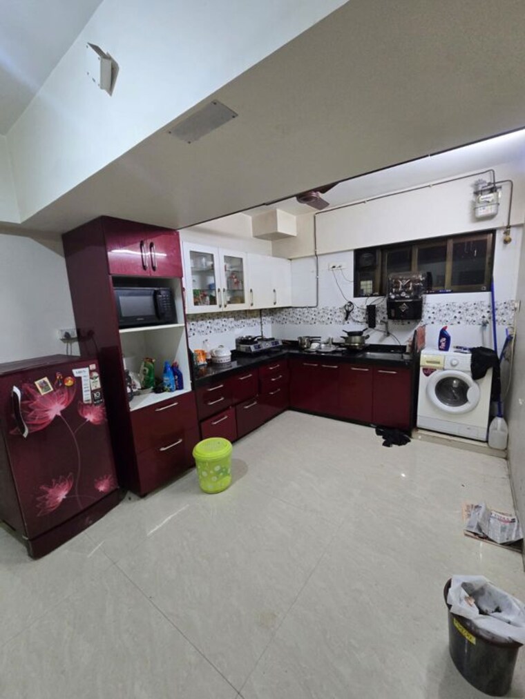  Parking, g-p-solitaire 3 Bedroom 1400 Sq.Ft. Apartment In Santacruz East Mumbai 10510306