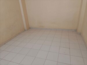 Room in 1 BHK Apartment at Makarba – for Rent