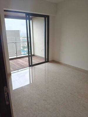 Room in 4 BHK Apartment at Lodha New Cuffe Parade, Wadala – for Rent