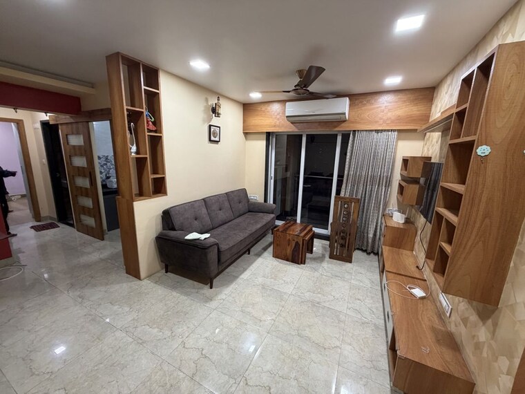 Living Room, vasant vihar 2 Bedroom 1050 Sq.Ft. Apartment In Vasant Vihar Thane 10510354