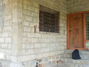 Room in  Independent House at Hunsur Road – for Sale