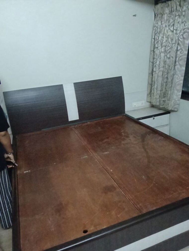 Room, amazon-apartments 2.5 Bedroom 800 Sq.Ft. Apartment In Borivali West Mumbai 10510436