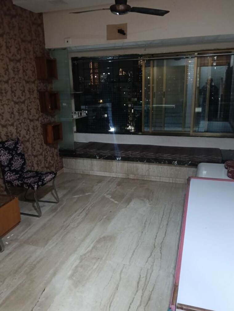 Balcony, amazon-apartments 2.5 Bedroom 800 Sq.Ft. Apartment In Borivali West Mumbai 10510436