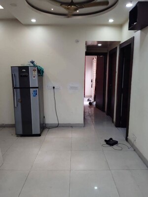 Building Lobby in 2 BHK Builder Floor at Lucky The Palm Valley, Sector 1 Greater Noida – for Rent